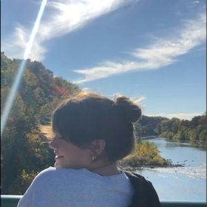 Meet your Posher, Logan